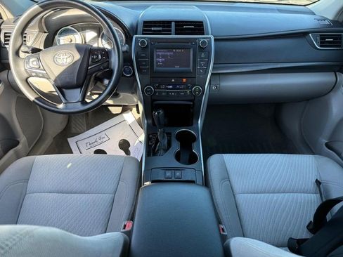 Used 2017 Toyota Camry LE image 12