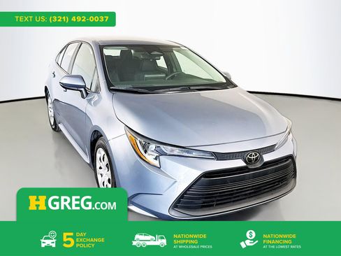 Used 2024 Toyota Corolla LE image 1