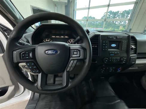 Used 2018 Ford F150 XL w/ Equipment Group 101A Mid RWD image 13