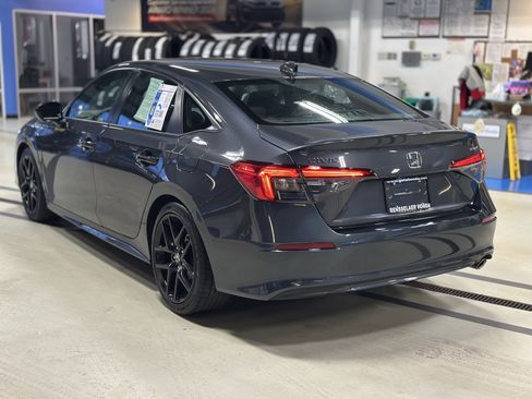 Used 2024 Honda Civic Sport image 7