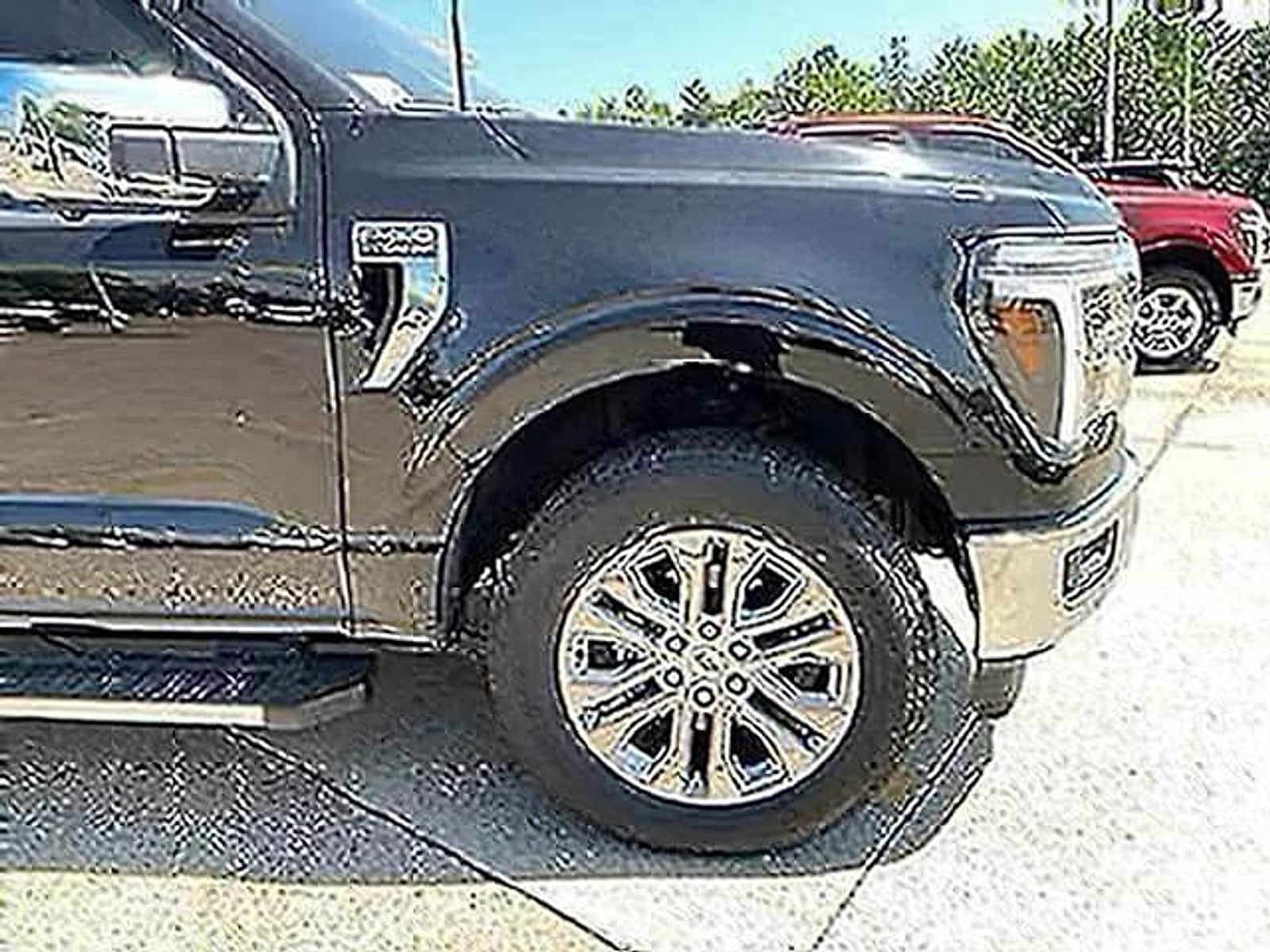 Used 2025 Ford F150 Lariat w/ Equipment Group 502A High AWD/4WD image 13