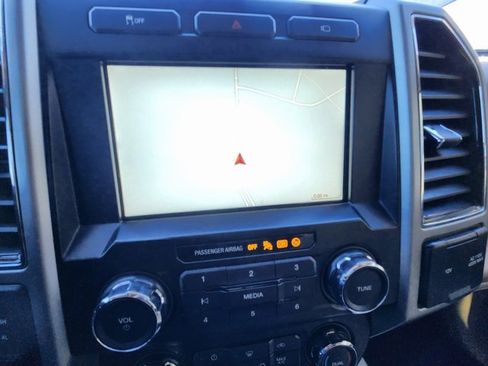 Used 2019 Ford F250 Lariat w/ Lariat Value Package image 23