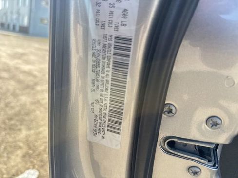 Used 2020 Jeep Compass Latitude image 14