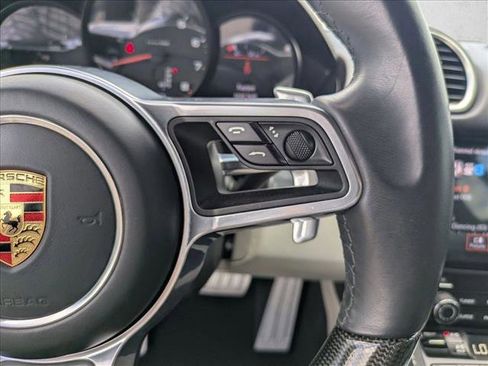 Used 2023 Porsche 718 Cayman RWD image 17