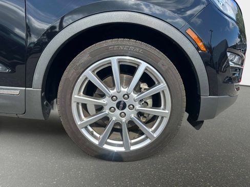 Used 2019 Lincoln MKC Reserve FWD image 6