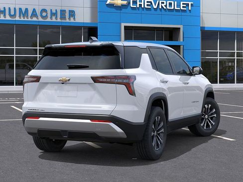 New 2026 Chevrolet Equinox LT w/ Convenience Package II image 4