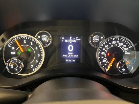 Used 2022 RAM 1500 Big Horn AWD/4WD image 16