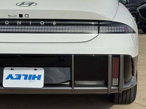 New 2025 Hyundai Ioniq 6 SE image 6