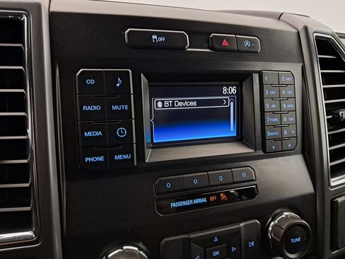 Used 2016 Ford F150 XLT image 16