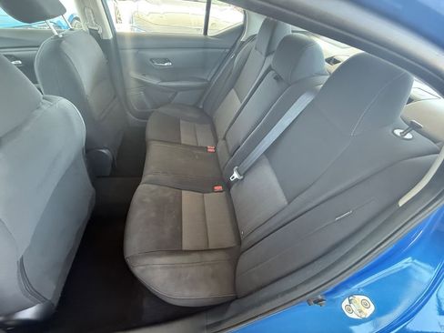 Used 2021 Nissan Sentra SV image 11