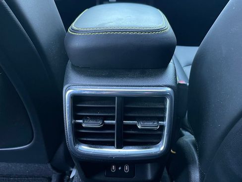 Used 2025 Kia K5 GT FWD image 28
