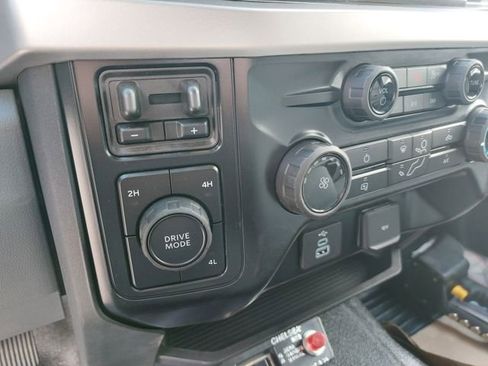 New 2026 Ford F550 4x4 Supercab Super Duty image 24