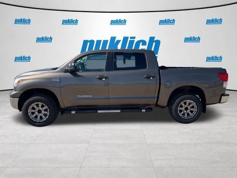 Used 2012 Toyota Tundra 4x4 CrewMax w/ Tow Pkg image 4
