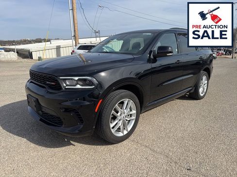 Used 2025 Dodge Durango GT AWD/4WD image 2