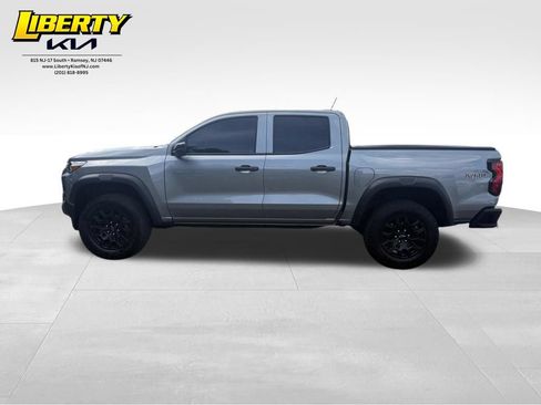 Used 2024 Chevrolet Colorado Trail Boss w/ Advanced Trailering Package AWD/4WD image 4