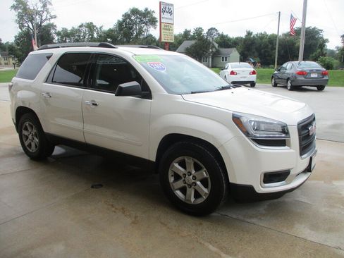 Used 2015 GMC Acadia SLE AWD/4WD image 17
