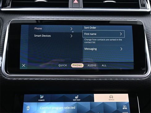 Used 2022 Land Rover Range Rover Velar R-Dynamic S image 30