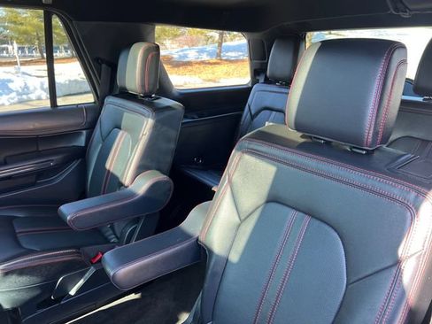 Certified 2022 Ford Expedition Limited image 24