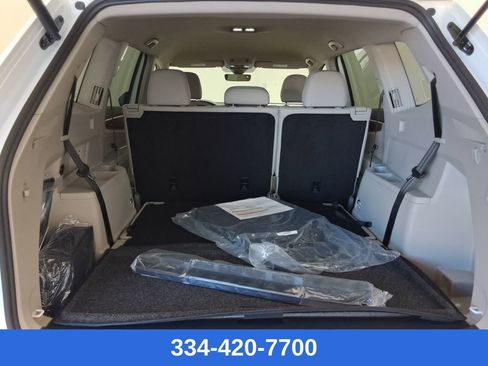 New 2026 Volkswagen Atlas SE image 20