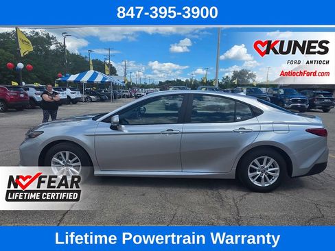 Used 2026 Toyota Camry LE FWD image 4