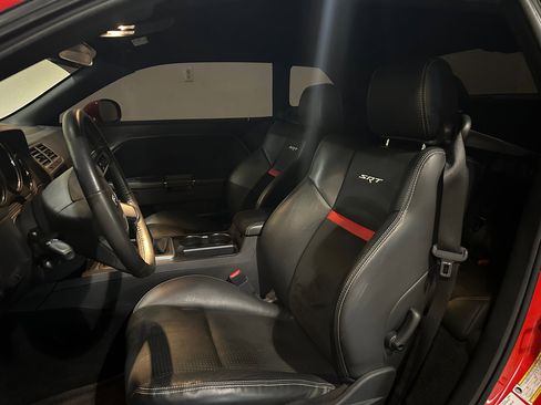 Used 2010 Dodge Challenger SRT8 image 10