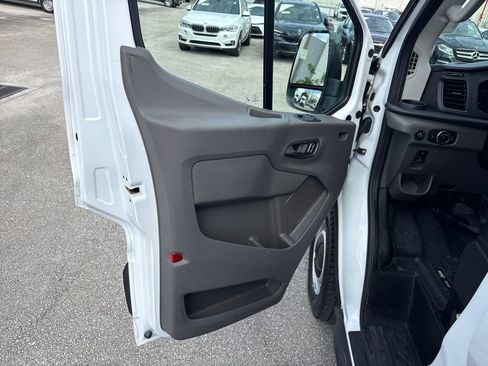 Used 2024 Ford Transit 250 148 Medium Roof RWD image 13