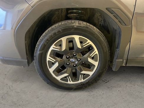 Used 2025 Subaru Forester image 14