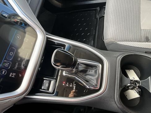 Used 2021 Subaru Outback Premium image 16