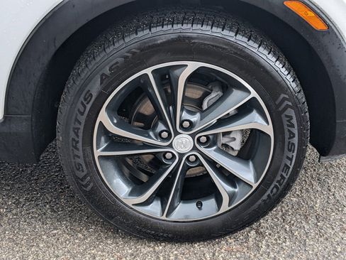 Used 2021 Buick Encore GX Select image 8