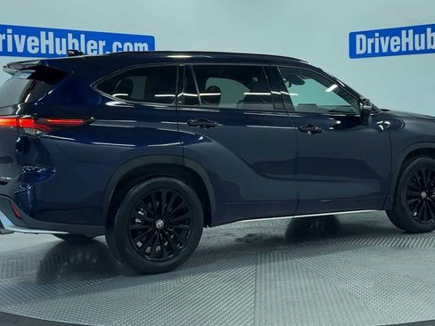 Used 2025 Toyota Highlander XSE AWD/4WD image 8