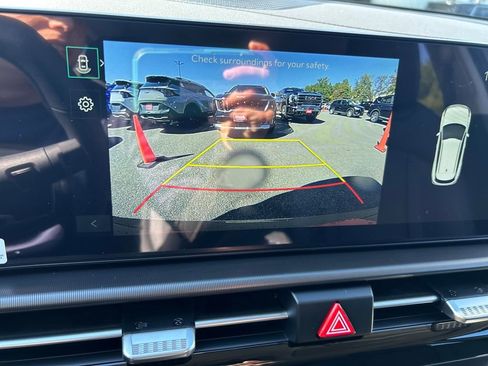 New 2026 Kia Sportage EX image 34