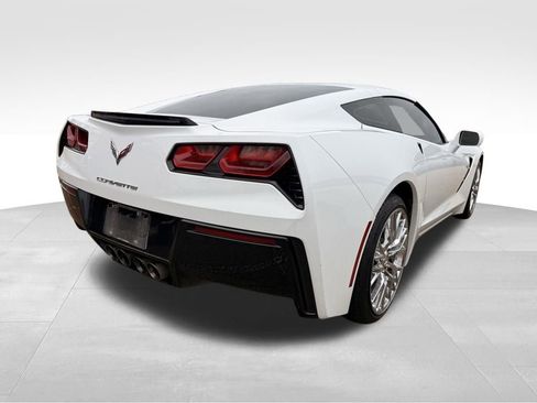 Used 2017 Chevrolet Corvette Stingray Coupe w/ 1LT RWD image 6