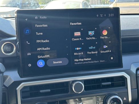 Used 2025 Toyota 4Runner Limited image 20