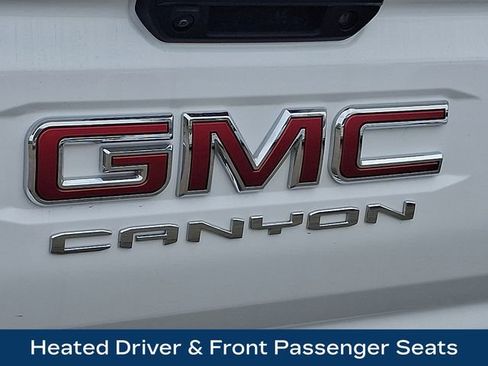 Used 2024 GMC Canyon AT4 w/ AT4 Premium Package image 32