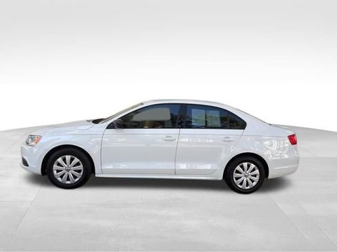 Used 2014 Volkswagen Jetta S image 2