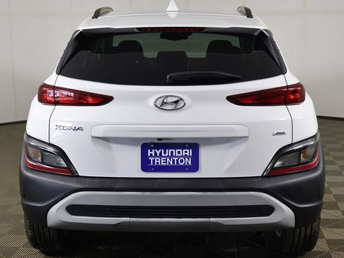 Certified 2023 Hyundai Kona SEL AWD/4WD image 11