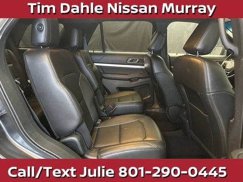Used 2018 Ford Explorer XLT w/ Equipment Group 202A AWD/4WD image 18