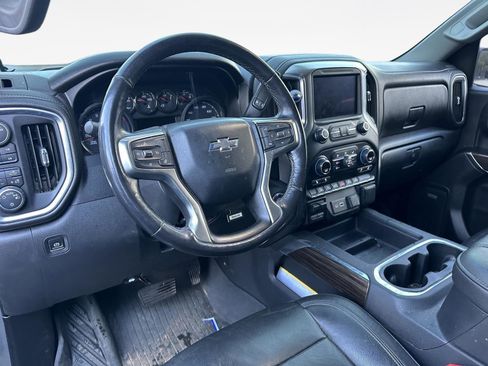 Used 2020 Chevrolet Silverado 1500 RST image 11