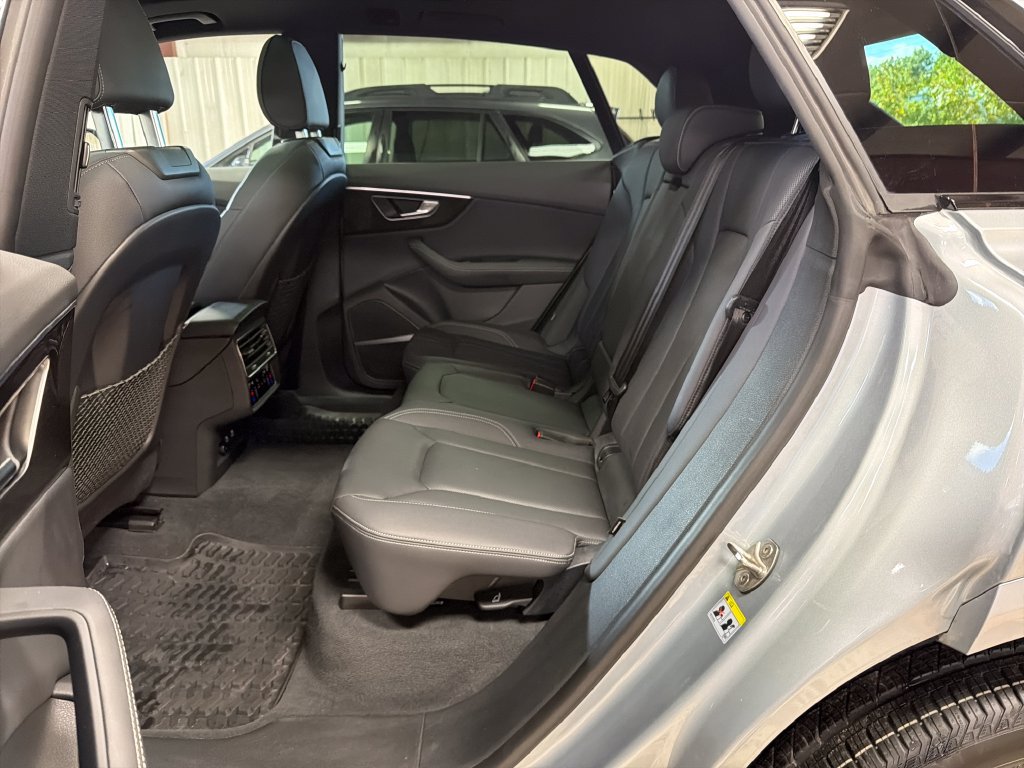 Certified 2025 Audi Q8 Premium Plus w/ Premium Plus Package AWD/4WD image 23