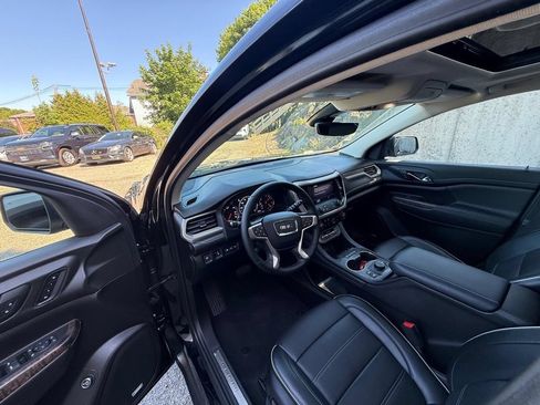 Used 2023 GMC Acadia Denali w/ Black Diamond Edition AWD/4WD image 46