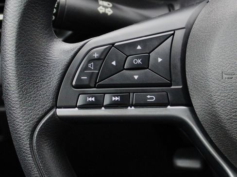 Certified 2023 Nissan Sentra SV image 29