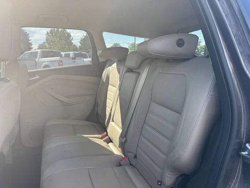 Used 2017 Ford Escape SE w/ SE Leather Comfort Package AWD/4WD image 12