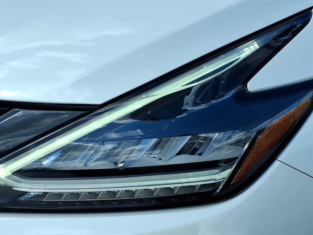 Used 2023 Nissan Murano SV w/ SV Midnight Edition Package FWD image 11