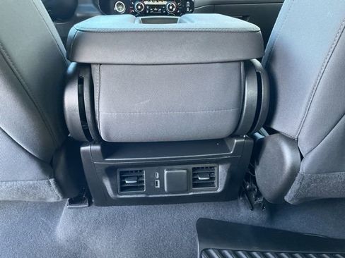 Used 2022 Chevrolet Silverado 1500 LT image 23