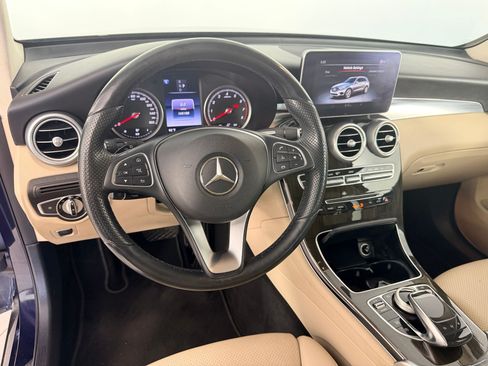 Used 2016 Mercedes-Benz GLC 300 4MATIC image 4