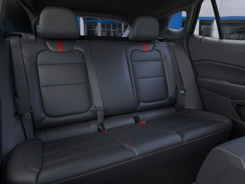 New 2026 Chevrolet Trax RS w/ Sunroof Package FWD image 17