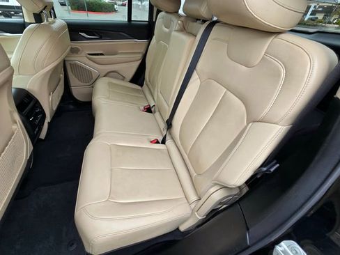 Certified 2022 Jeep Grand Cherokee Limited image 25