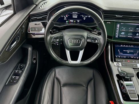 Used 2022 Audi Q8 Premium Plus w/ Premium Plus Package image 21
