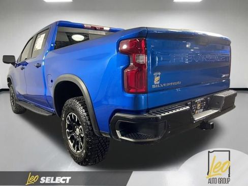 Used 2023 Chevrolet Silverado 1500 ZR2 w/ Technology Package AWD/4WD image 5