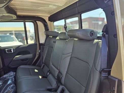 New 2026 Jeep Gladiator Mojave AWD/4WD image 26